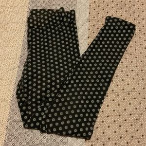 Grey with White Flowers American Eagle Leggings